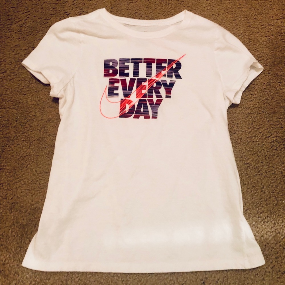 Girls Nike tee, size large